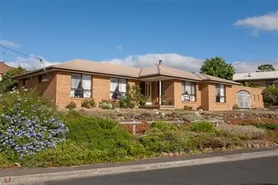 26 Suncrest Street, Midway Point TAS
