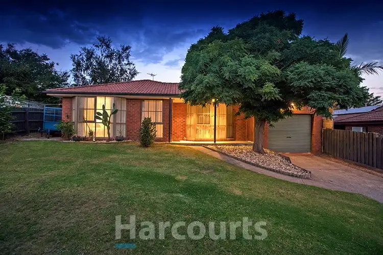 12 Osborn Grove, Pakenham VIC 3810