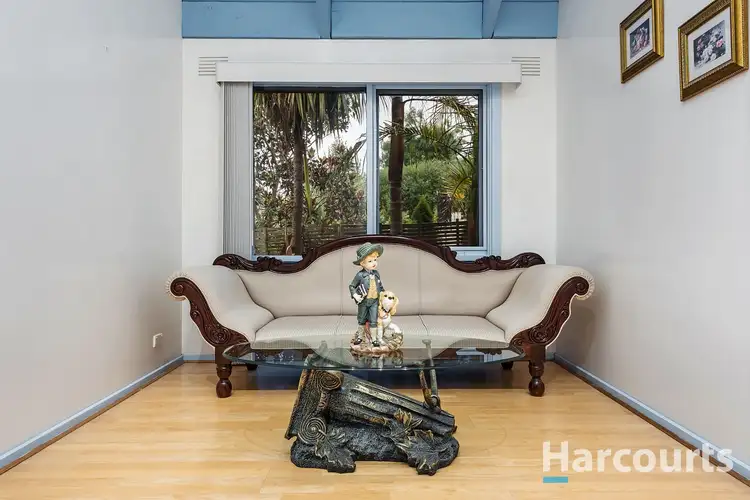 Fifth view of Homely house listing, 10 Locksley Chase, Vermont VIC 3133