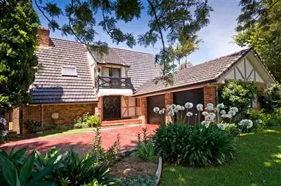 2 Yandilla Street, Newtown QLD