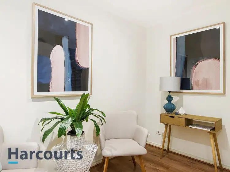 Seventh view of Homely house listing, 15 Kingsbridge Circuit, Cairnlea VIC 3023