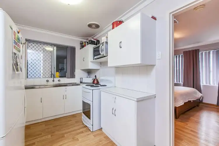 Sixth view of Homely semi-detached listing, 1A Gaunt Road, Spearwood WA 6163