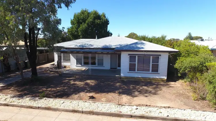 14 Howard Street, Horsham VIC 3400