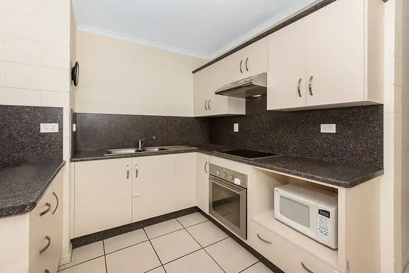 Main view of Homely unit listing, 2/7 Warburton Street, North Ward QLD 4810