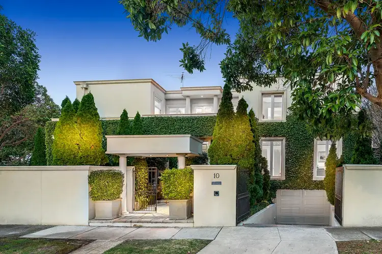 10 Anne Crescent, Brighton VIC 3186