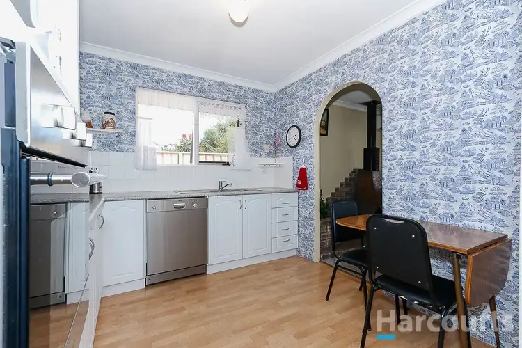 Seventh view of Homely house listing, 4 Henty Crt, Two Rocks WA 6037