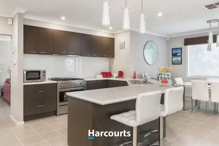 Third view of Homely house listing, 6 Partridge Court, Berwick VIC 3806