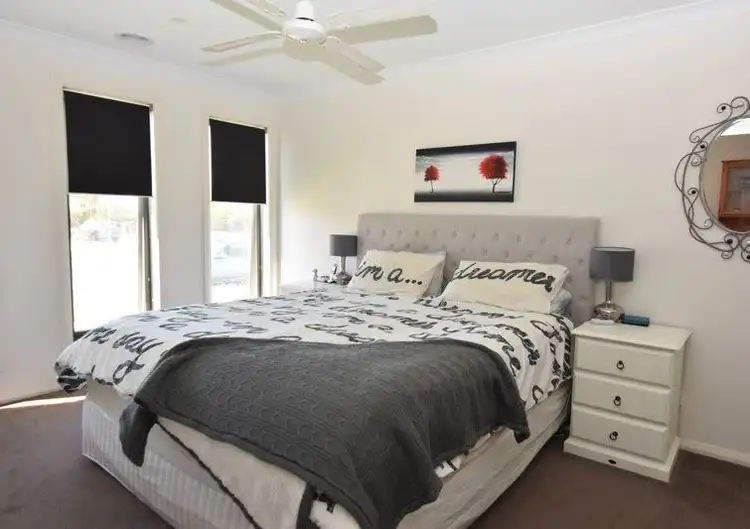 Second view of Homely house listing, 31 Joyce Way, Wangaratta VIC 3677
