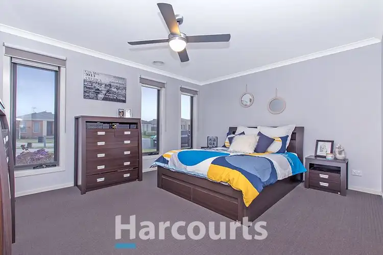 Second view of Homely house listing, 23 Raven Court, Pakenham VIC 3810