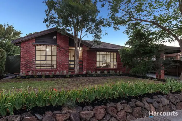 4 Snowgum Close, Rowville VIC 3178