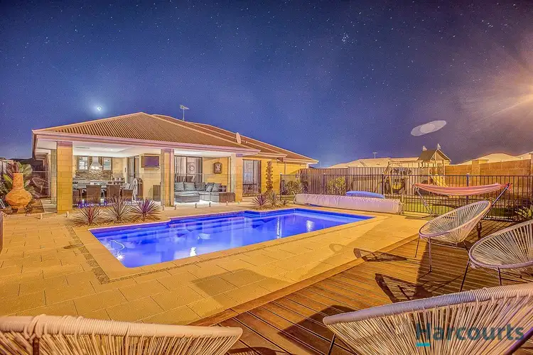 1 Redheart Road, Carramar WA 6031