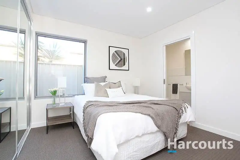 Main view of Homely apartment listing, 1/41 Amberley Way, Westminster WA 6061