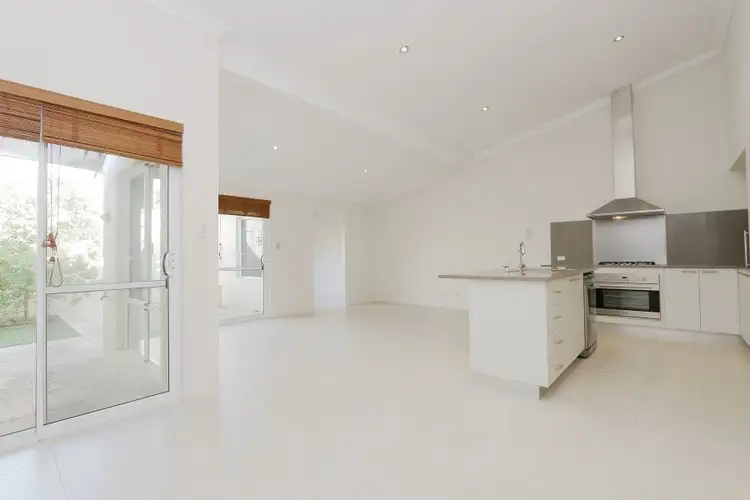 Fifth view of Homely house listing, 7 Radiance Link, Atwell WA 6164