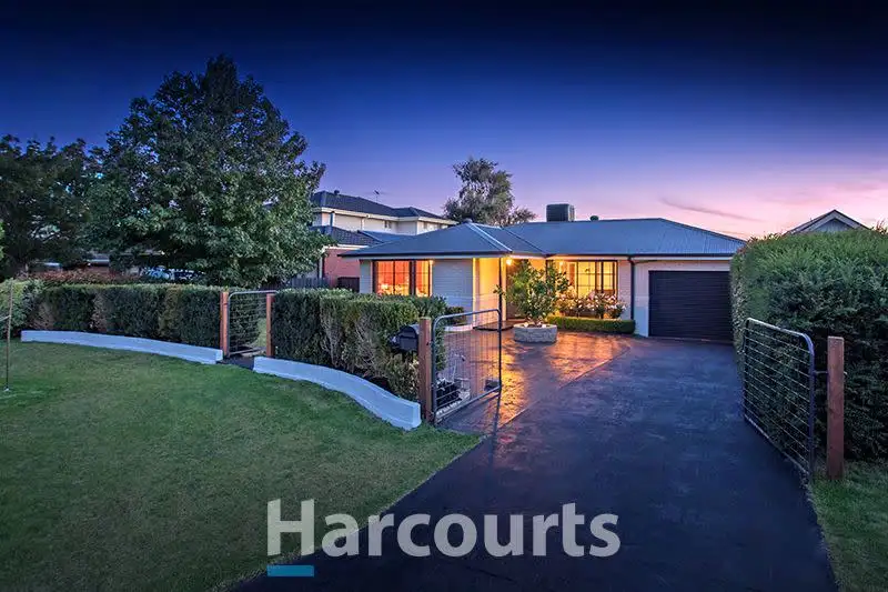 Main view of Homely house listing, 4 Inverness Close, Pakenham VIC 3810