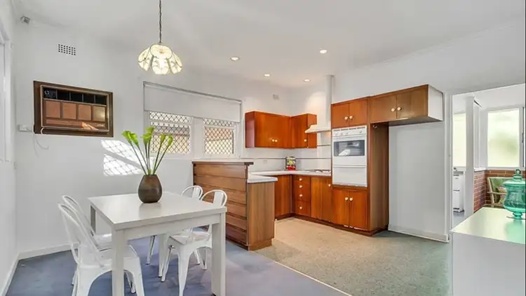 1A Emerson Road, Black Forest SA 5035
