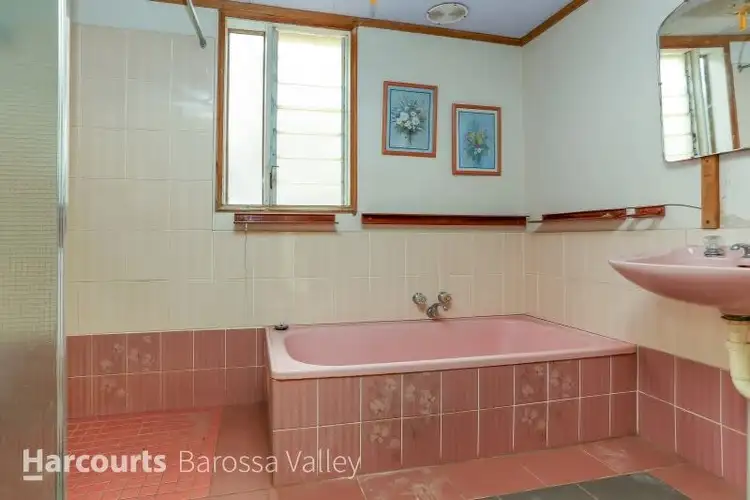 Fifth view of Homely house listing, 1 Mattschoss Rd, Daveyston SA 5355