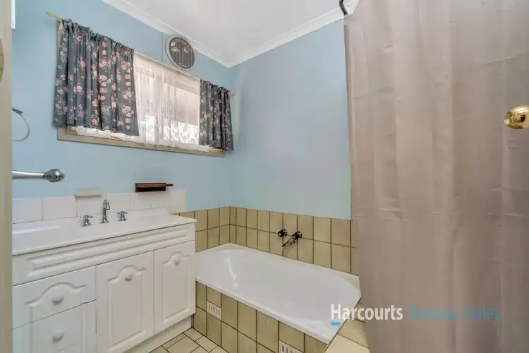 Seventh view of Homely house listing, 11 James Street West, Truro SA 5356