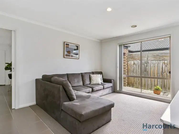 Fifth view of Homely townhouse listing, 2/25 Fernlea Close, Trafalgar VIC 3824