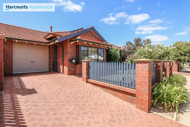 4/33 Central Road, Kalamunda WA 6076