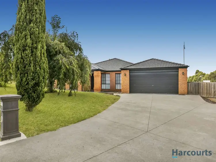 4 Davey Drive, Drouin VIC 3818