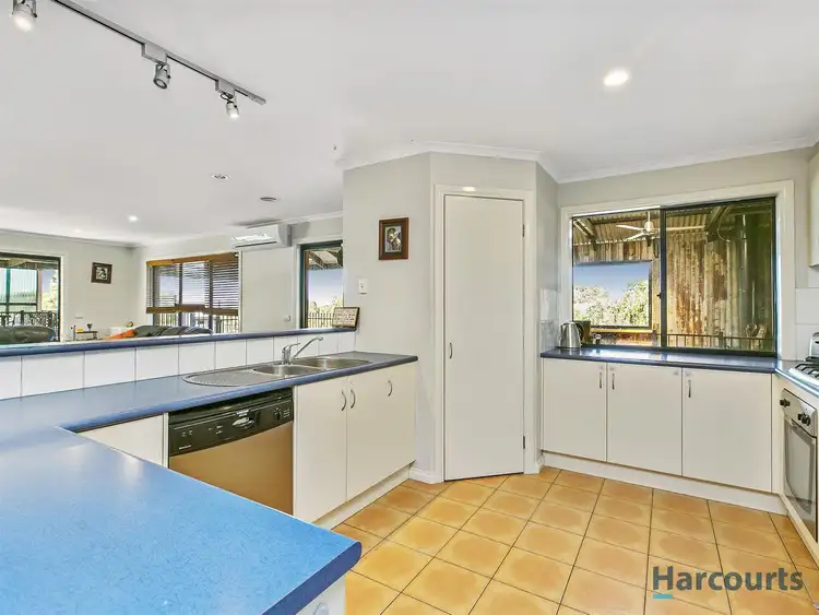 Fifth view of Homely house listing, 4 Davey Drive, Drouin VIC 3818