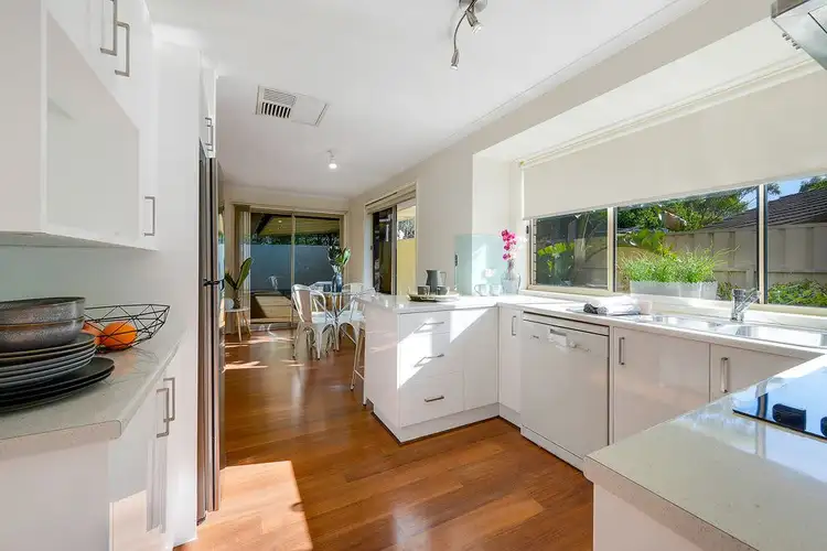 17 The Glade, Aberfoyle Park SA 5159