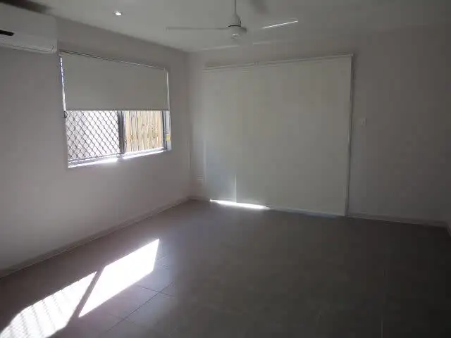 Third view of Homely unit listing, 1/13 Macbeth Street, Kingston QLD 4114