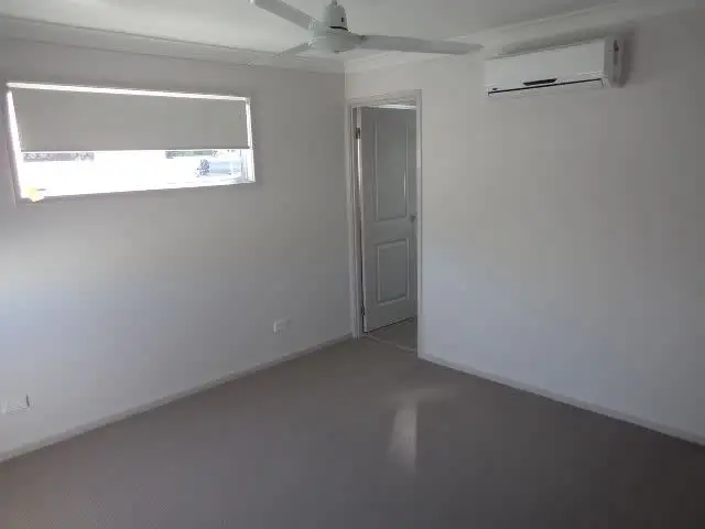 Fifth view of Homely unit listing, 1/13 Macbeth Street, Kingston QLD 4114