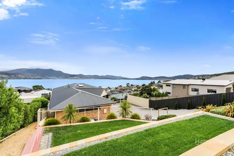 721 Oceana Drive, Tranmere TAS 7018