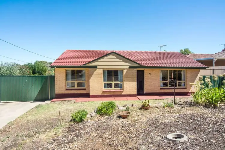 9 Panorama Avenue, Hackham SA 5163