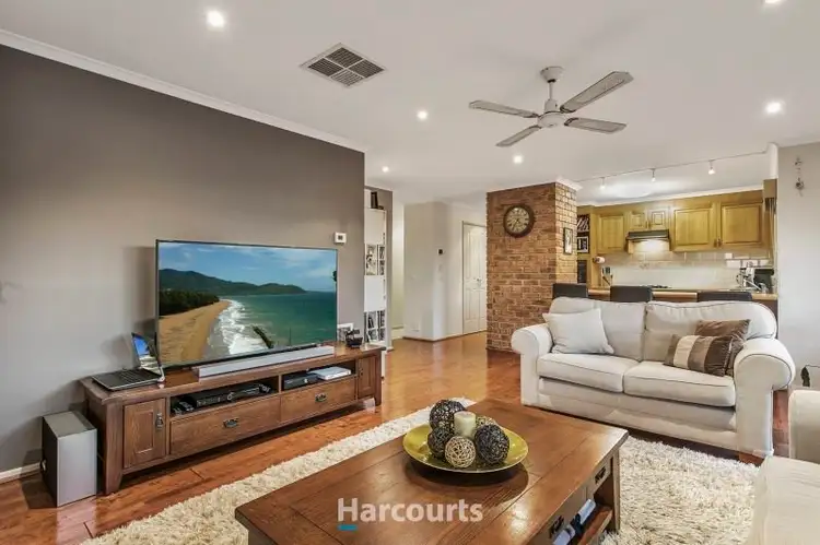 Fourth view of Homely house listing, 7 Diosma Court, Narre Warren VIC 3805