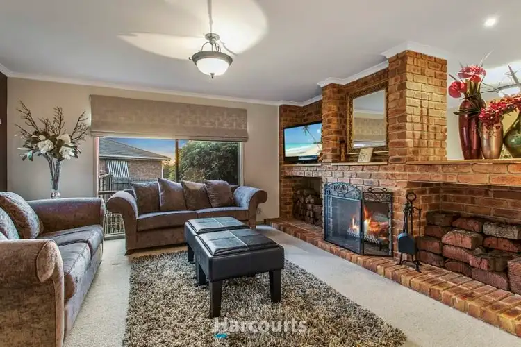 Sixth view of Homely house listing, 7 Diosma Court, Narre Warren VIC 3805