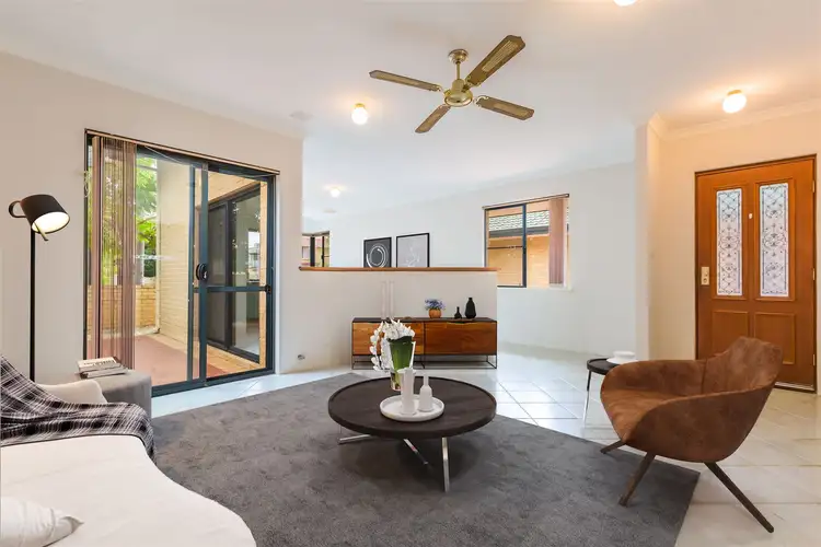 2/59 Harrison Street, Rockingham WA 6168