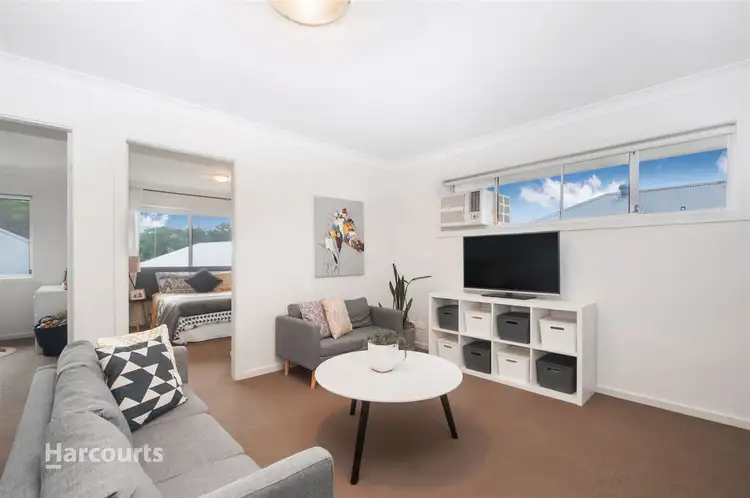 Fifth view of Homely semi-detached listing, 9a Wingello Crescent, Tullimbar NSW 2527