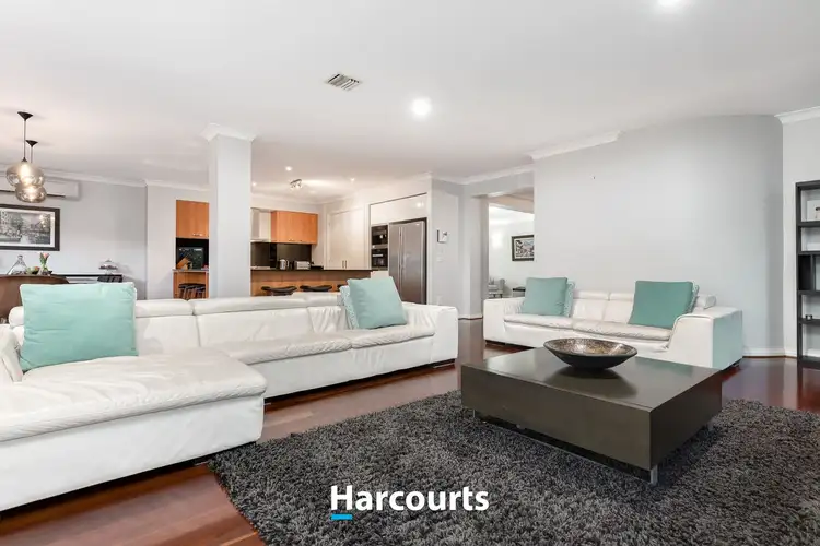Seventh view of Homely house listing, 2 Azimuth Close, Narre Warren South VIC 3805