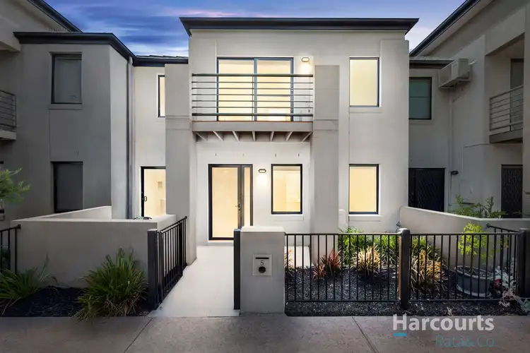 Main view of Homely townhouse listing, 5 Rathdowne Walk, Epping VIC 3076
