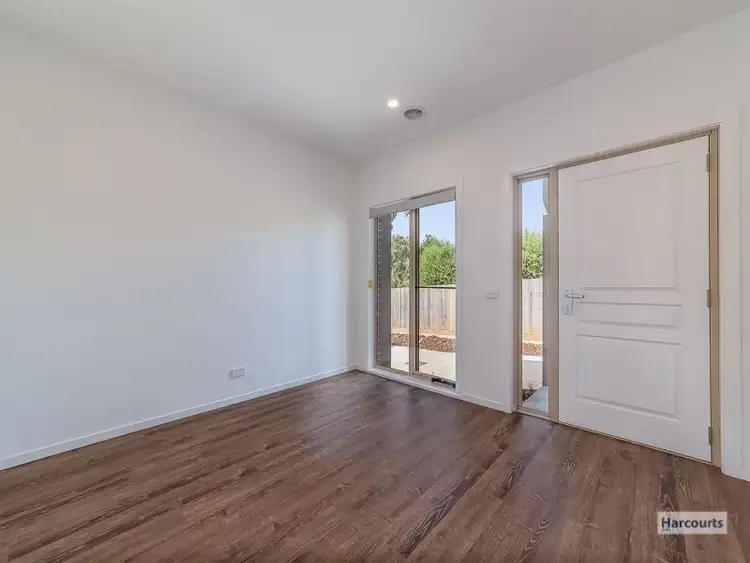 Fifth view of Homely unit listing, 1/12 Park View Road, Drouin VIC 3818