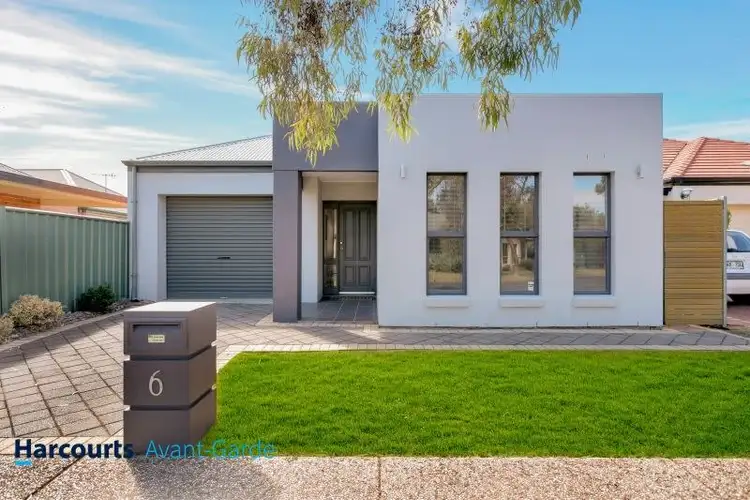6 Teal Court, Mawson Lakes SA 5095