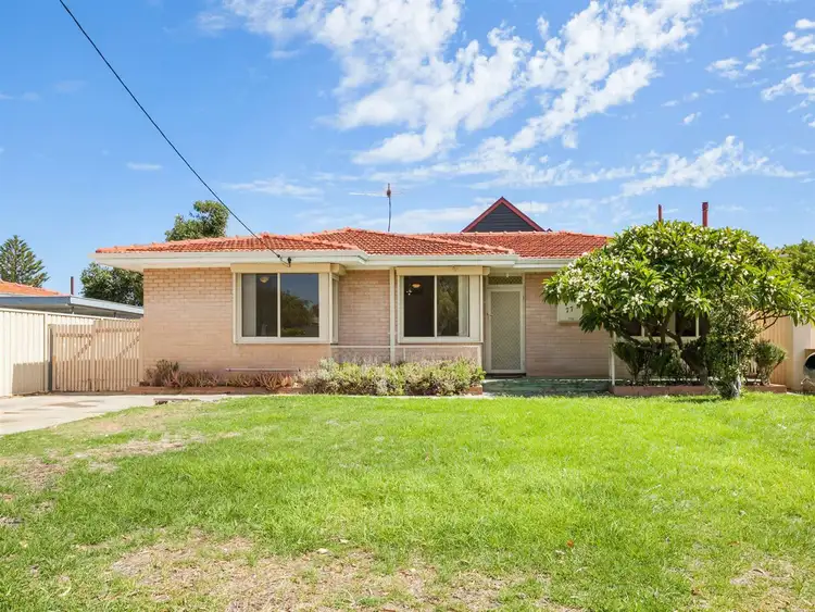 77 Gibson Street, Beaconsfield WA 6162