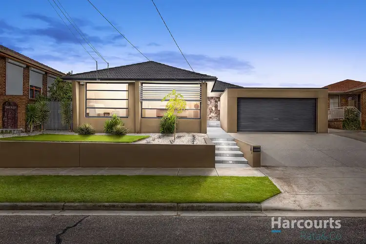 18 Wiltshire Road, Gladstone Park VIC 3043
