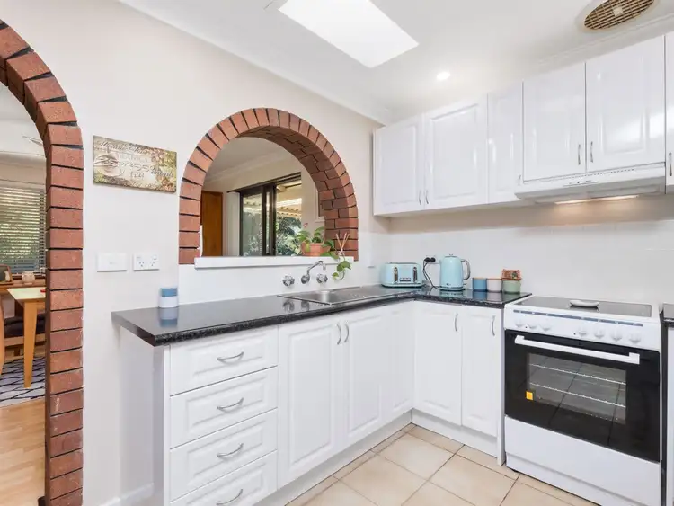 Seventh view of Homely house listing, 98 Gosnells Road West, Maddington WA 6109