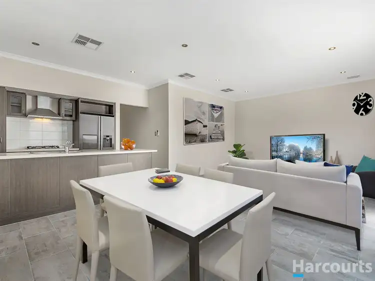 4 Larkhall Way, Butler WA 6036