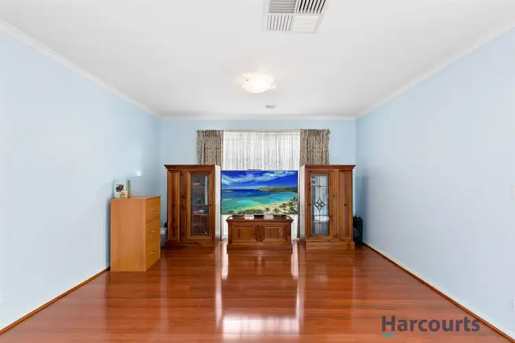 Fourth view of Homely house listing, 5 Tamborine Way, Caroline Springs VIC 3023