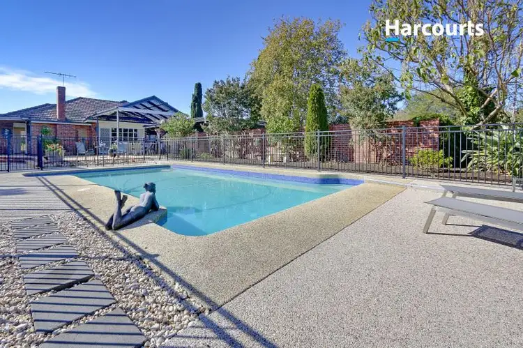 142 Eramosa Road West, Somerville VIC 3912