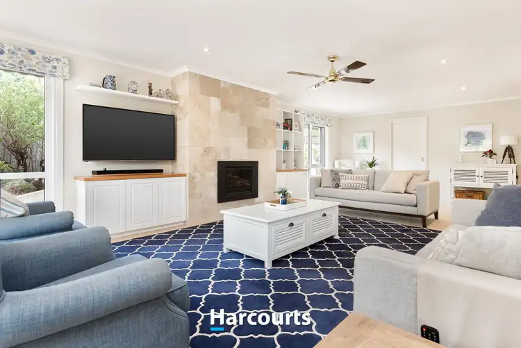 Fifth view of Homely house listing, 8 McKay Close, Berwick VIC 3806