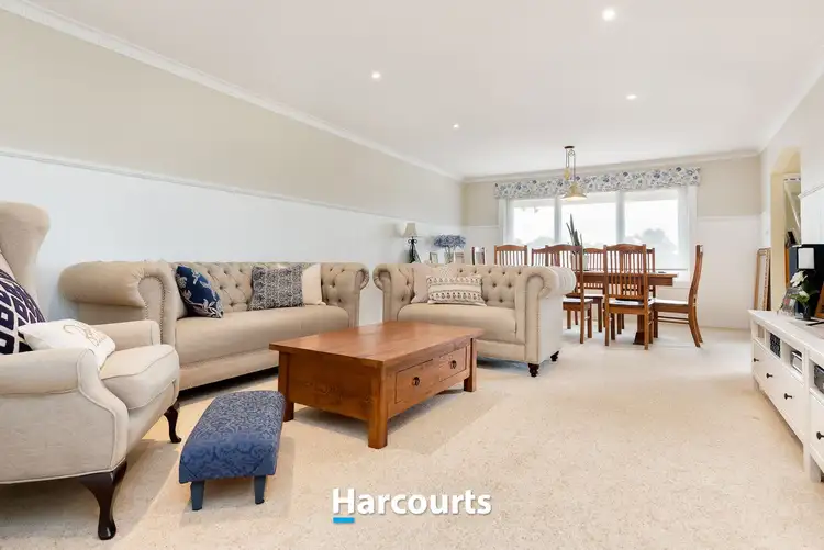 Sixth view of Homely house listing, 8 McKay Close, Berwick VIC 3806