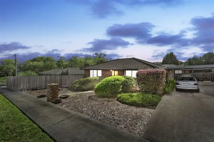 2/16 Commodore Drive, Newnham TAS 7248