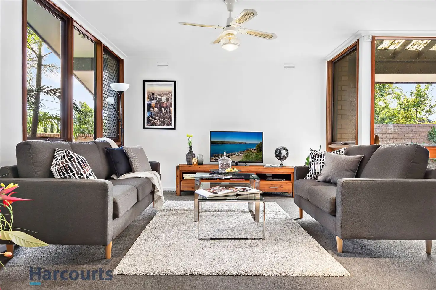 Main view of Homely house listing, 10 Dumfries Way, Wantirna VIC 3152
