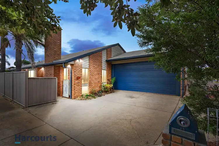 28 Grace Street, Melton South VIC 3338