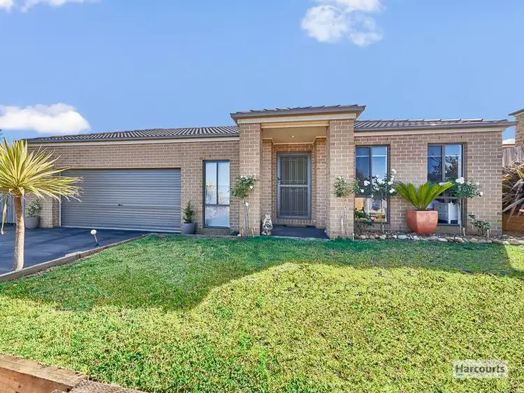 4 Kensington Square, Drouin VIC 3818